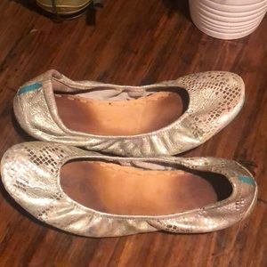 Blush Tieks
